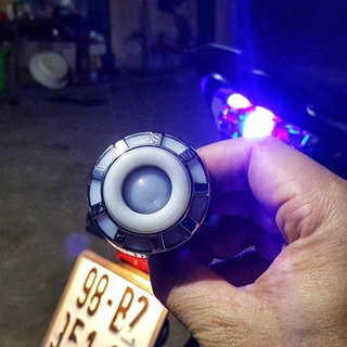 ĐÈn hậu chớp khi phanh
