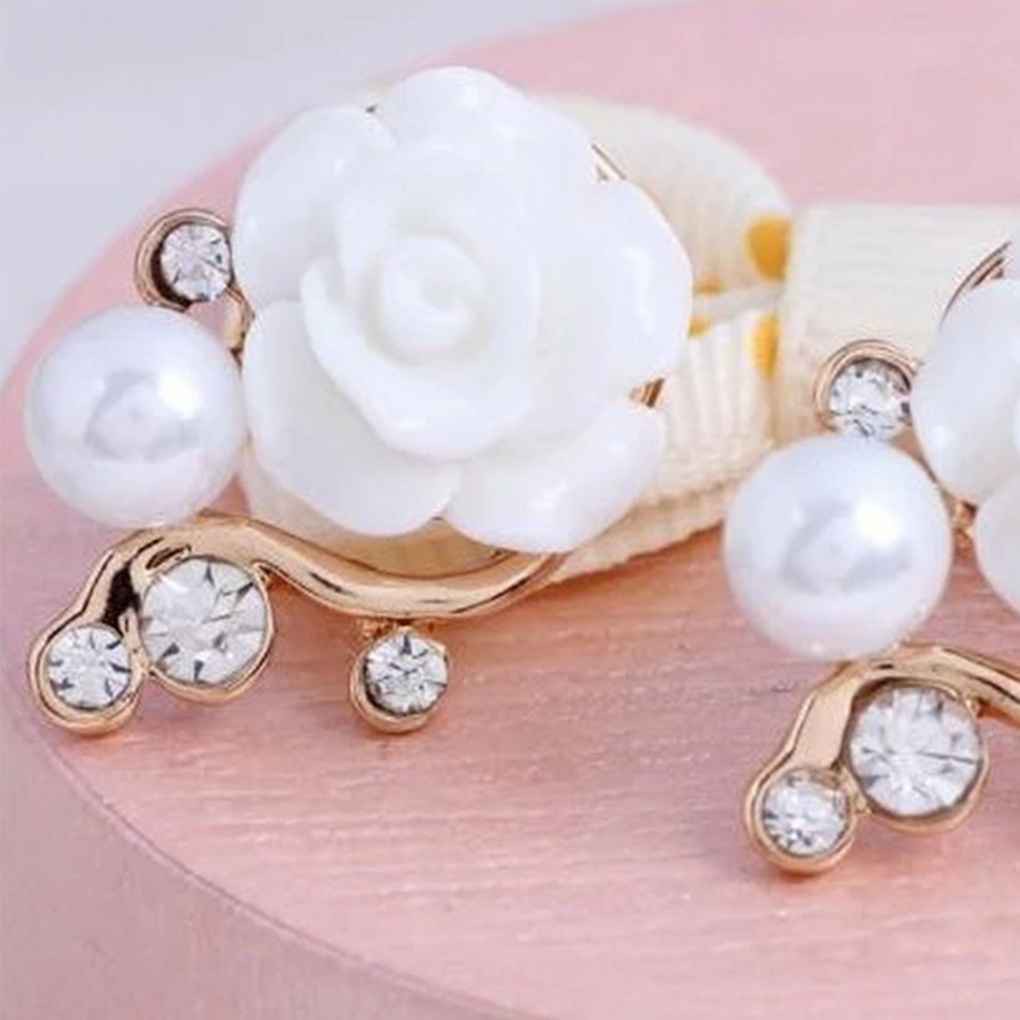 Đôi bông tai hình hoa hồng đính đá pha lê/ ngọc trai giả xinh xắn cho nữ