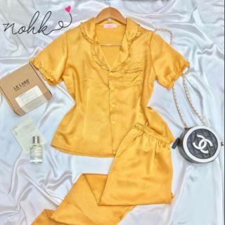 Bộ ngủ lụa Nohk vàng cam viền bèo