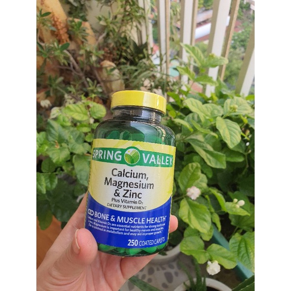 Viên uống canxi maggie kẽm vitamin D3. Spring Valley Calcium Magnesium &amp; Zin plus Vitamin D3