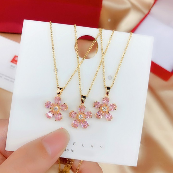 DÂY CHUYỀN TITAN VÀNG 24K MẶT BÔNG HOA ĐÍNH ĐÁ TN205 siêu đẹp, bền màu, chuẩn thời trang