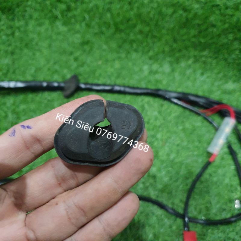 Cao su luồng dây điện sườn 67,CD,CL