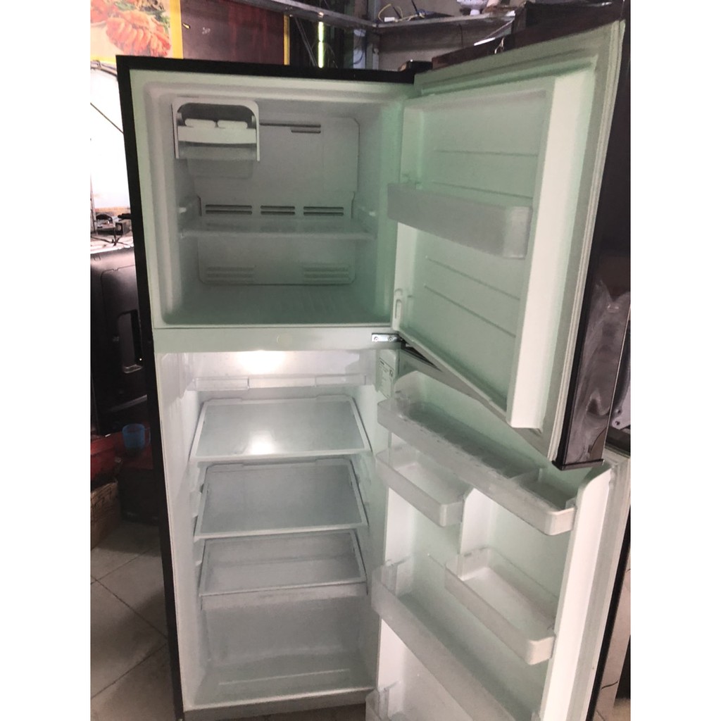 Tủ lạnh toshiba 233lit inverter