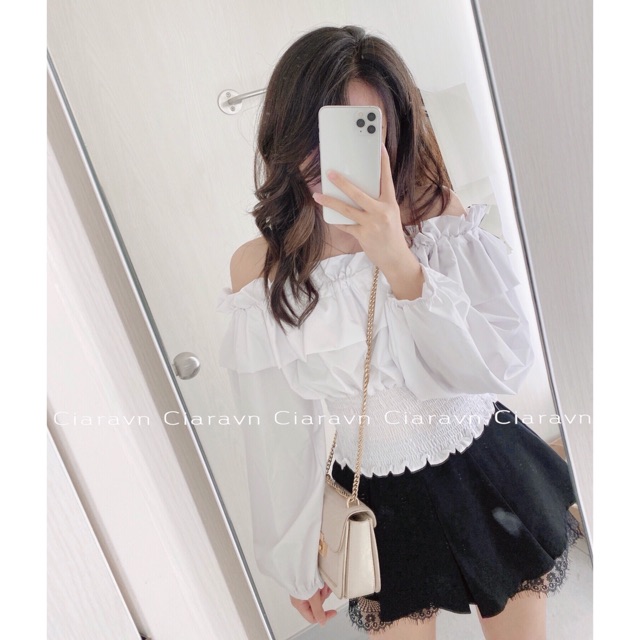 Áo trễ vai nhún eo