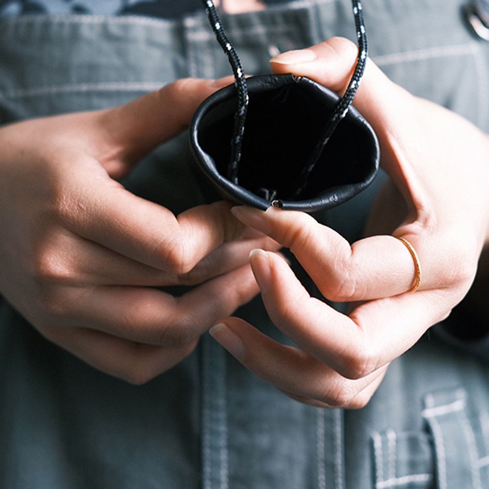 Túi Đựng Tai Nghe / Thẻ / Tiền Xu Mini Bằng Da Pu Nhỏ Gọn Tiện Dụng Cho Nam Và Nữ