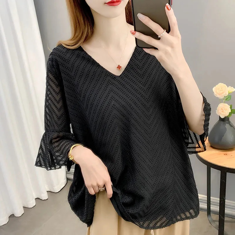 【50-90KG】 Áo Voan Mỏng Cổ Chữ V Plus Size C9366