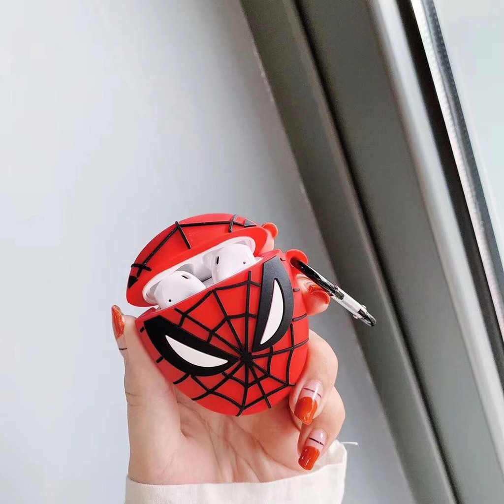 Vỏ bảo vệ hộp sạc tai nghe Airpods hình Spiderman xinh xắn