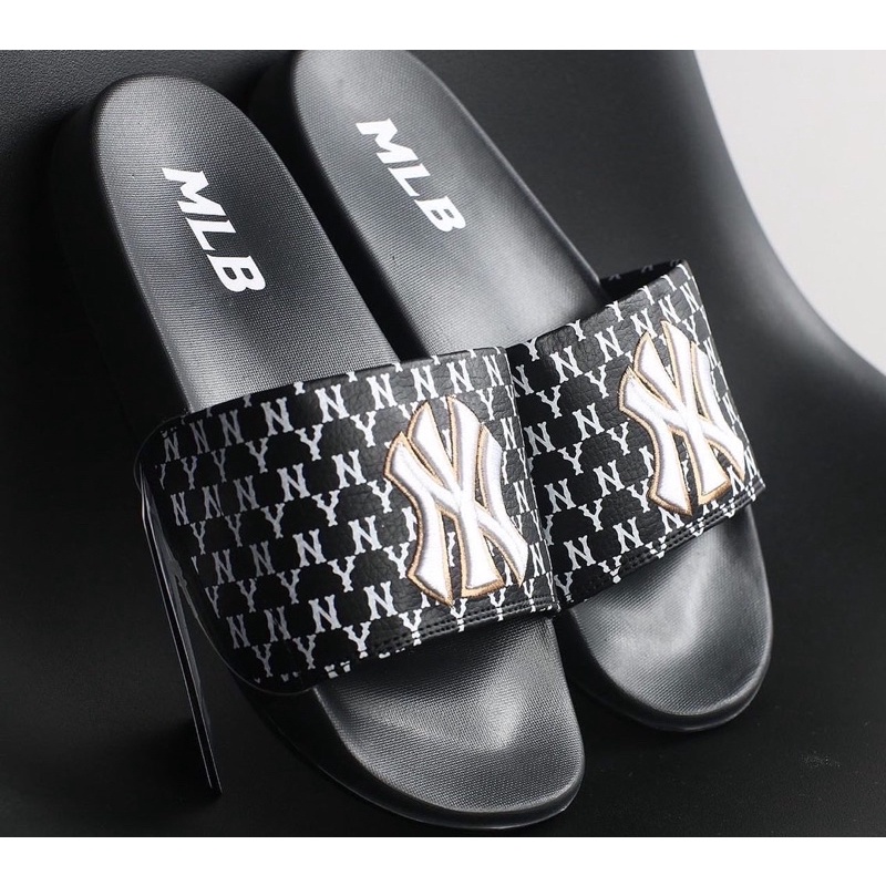 Dép quai ngang thêu chữ MLB nam nữ đủ màu
