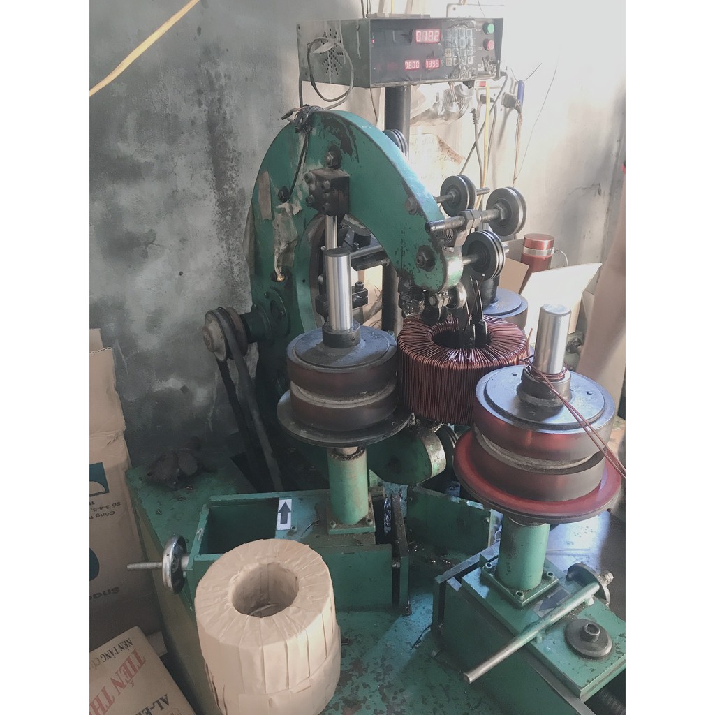 Máy quấn dây điện từ