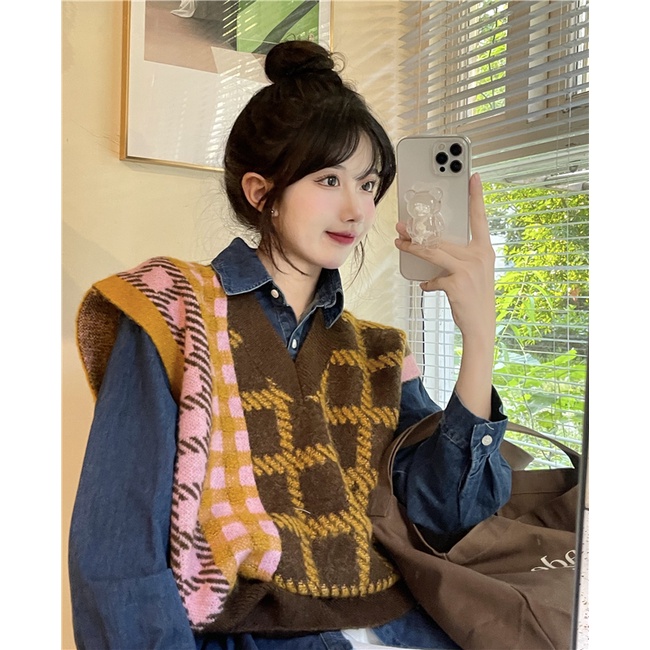 MỚI Áo len không tay cổ chữ V họa tiết caro cổ điển