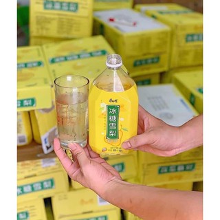 Chai nước lê 1 lít .