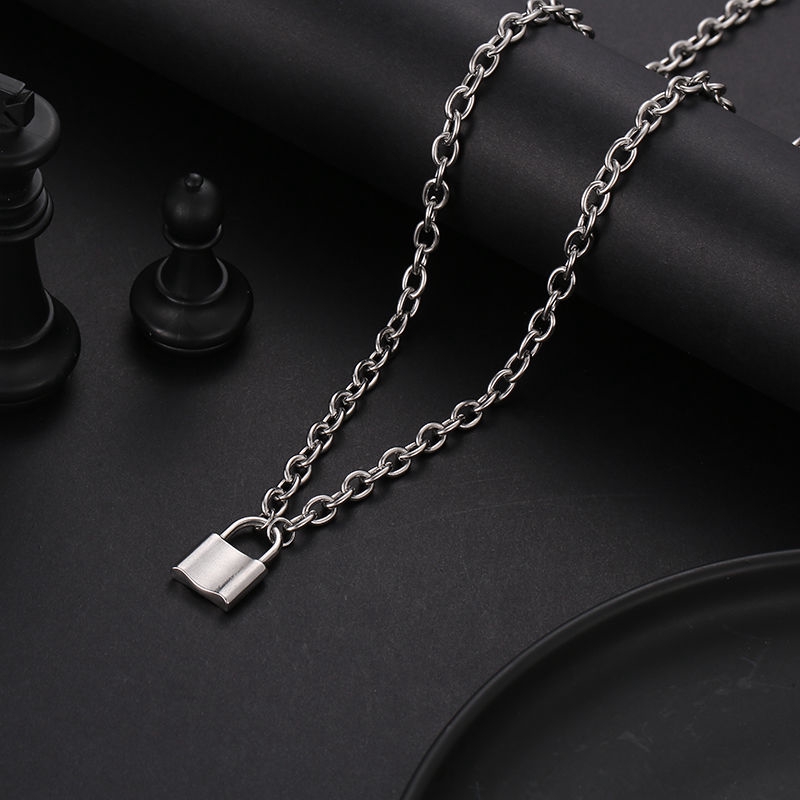 Vòng cổ mặt ổ khóa 22668 thời thượng cho nam nữ