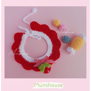 Yếm len hình quả dâu cho mèo
