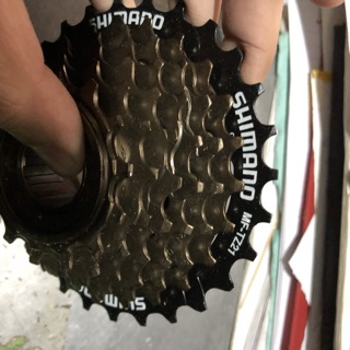 Líp 7 tầng shimano ( vặn ren)(sale shock)