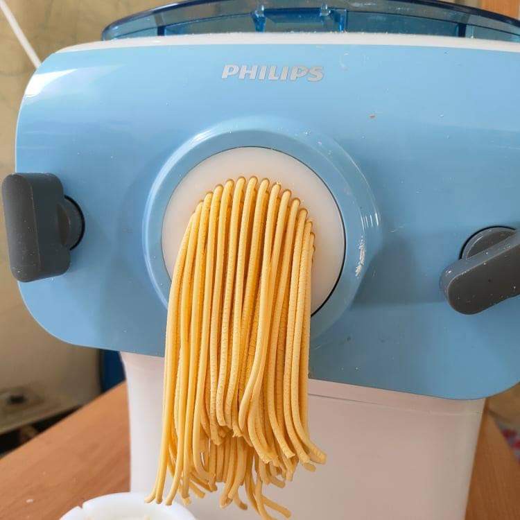 Máy làm mì bún phở - máy làm mỳ tại nhà 2 đầu ra Philips HR2330
