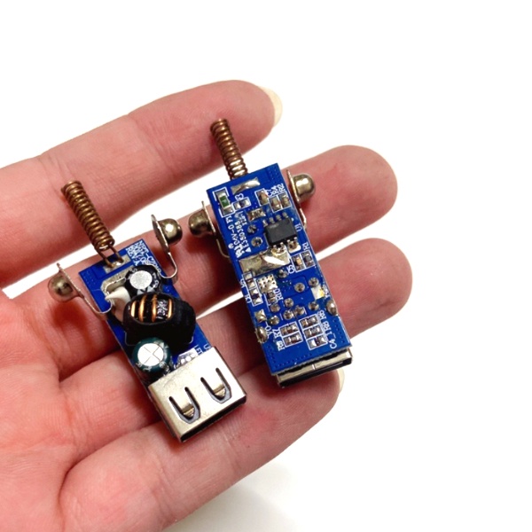 Mạch chuyển đổi 12V ra 5V, Mạch Tẩu Sạc ô Tô