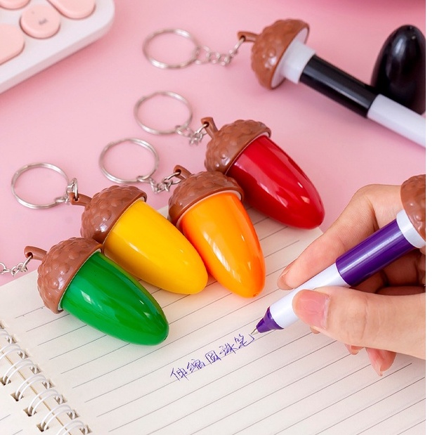 Bút bi hình quả thông kèm móc treo SR025