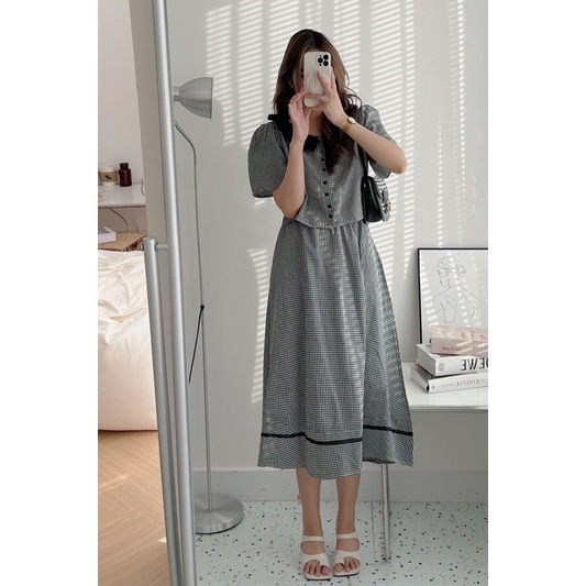 Set áo kèm chân váy kẻ caro bèo cổ đen babydoll sang chảnh