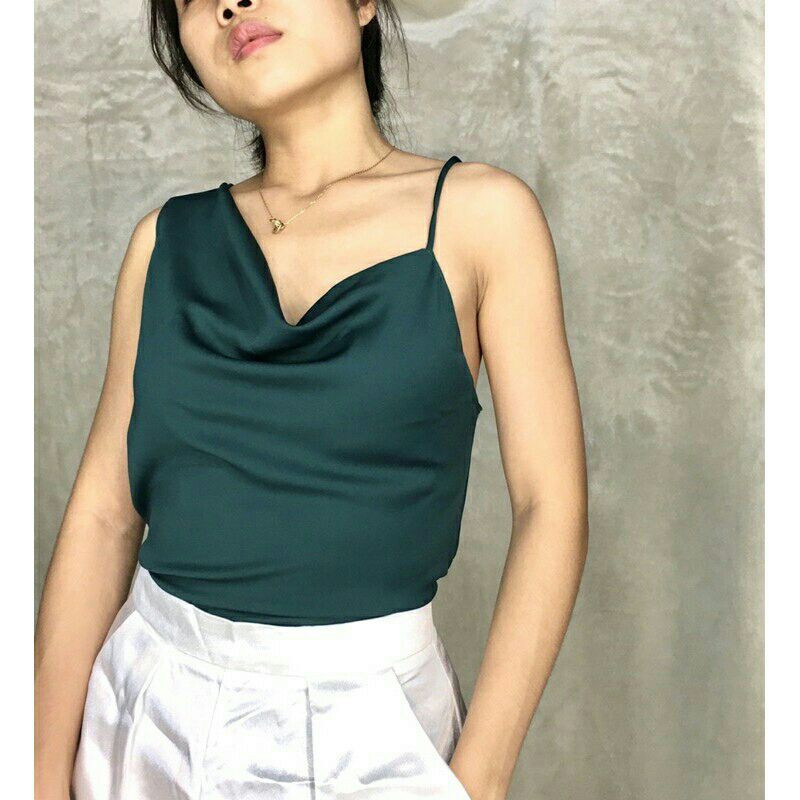 Áo cổ đổ lệch vải lụa satin hìn thật tự chụp