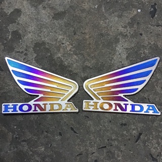 logo cánh chim Honda làm bằng titan