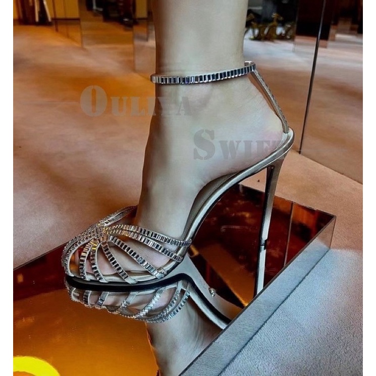 Sandal đá siêu hót về 2 màu