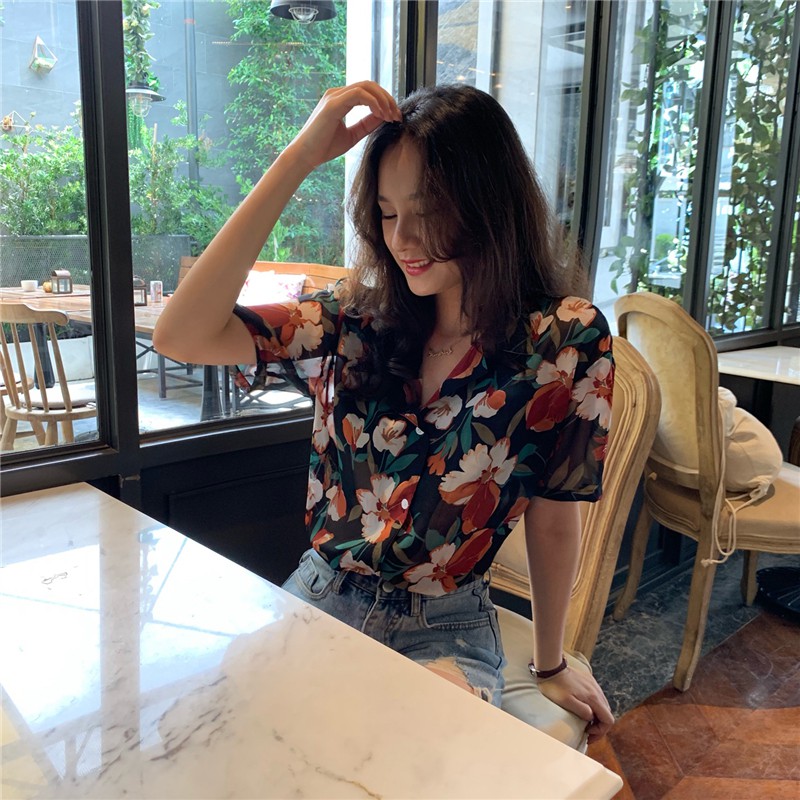 Áo sơ mi GENAISHA tay ngắn cổ chữ V họa tiết hoa thời trang duyên dáng cho nữ