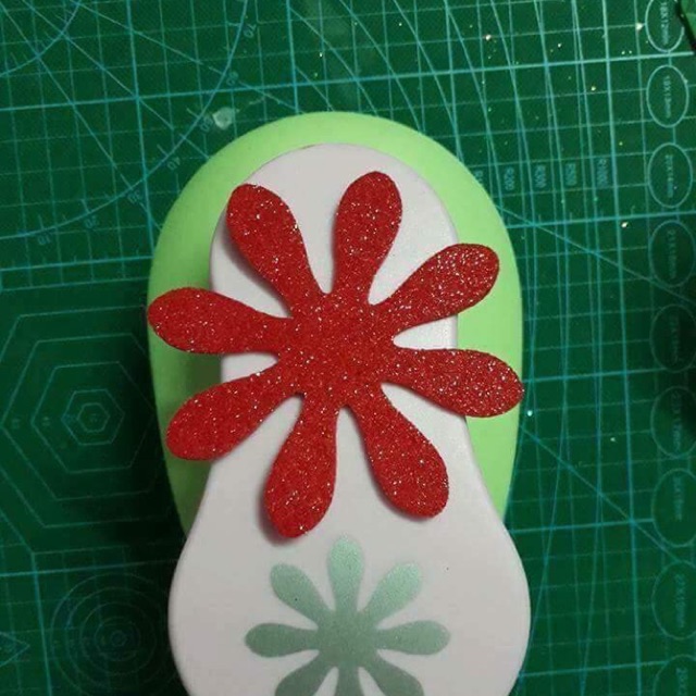 Dập hoa cúc, khuôn cắt hoa cúc họa mi