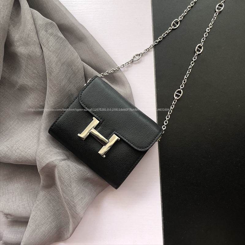 Túi Đeo Chéo Da Bò Dây Xích Hình Vuông mini In Họa Tiết Bàn Tay Và Mũi Heo Dễ Thương