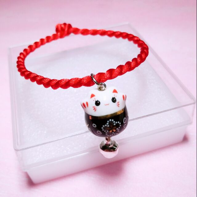 Vòng tay chỉ đỏ mèo thần tài Maneki neko may mắn Nhật Bản