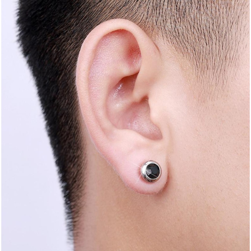 Bông Tai Nam Đính Đá Màu Titan Không Đen – 1 Cặp