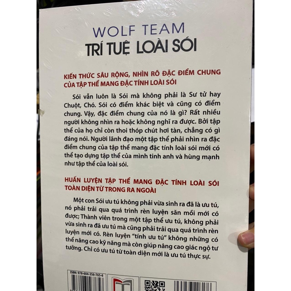 Sách - Trí tuệ loài sói ( mới 150k )