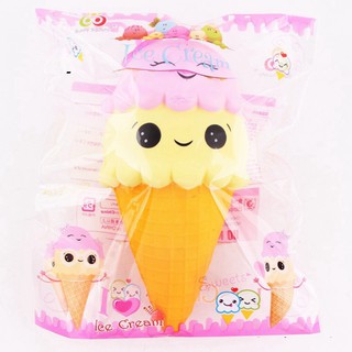Squishy- kem ốc quế khổng lồ
