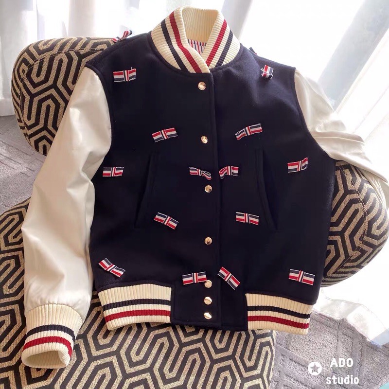 Áo khoác bóng chày Thom Browne TB thể thao Ulzzang QCCC đính nơ phối màu kẻ sọc siêu chảnh siêu xinh ❤️