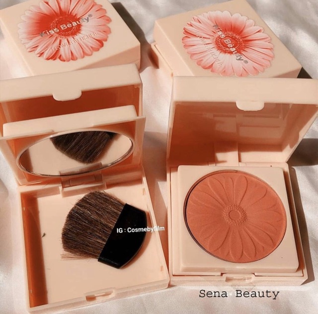 Má Hồng Cánh Hoa Kiss Beauty Flower Hot Trend | BigBuy360 - bigbuy360.vn