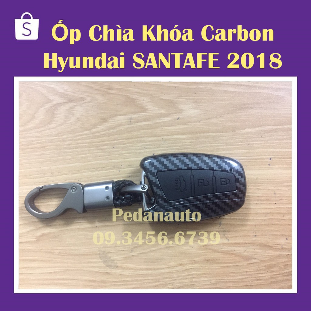 Ốp Chìa Khóa Carbon Xe Hyundai Santafe 2013 đến 2018 - kèm móc treo