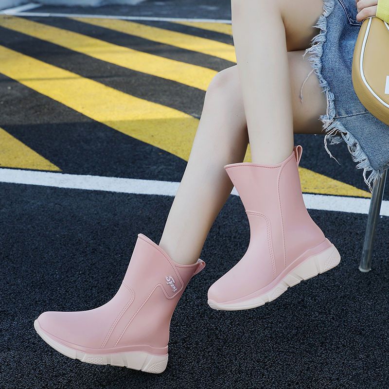 Ủng Đi Mưa Siêu Nhẹ Chống Thấm Nước Thời Trang Hàn Quốc Cho Người Lớn