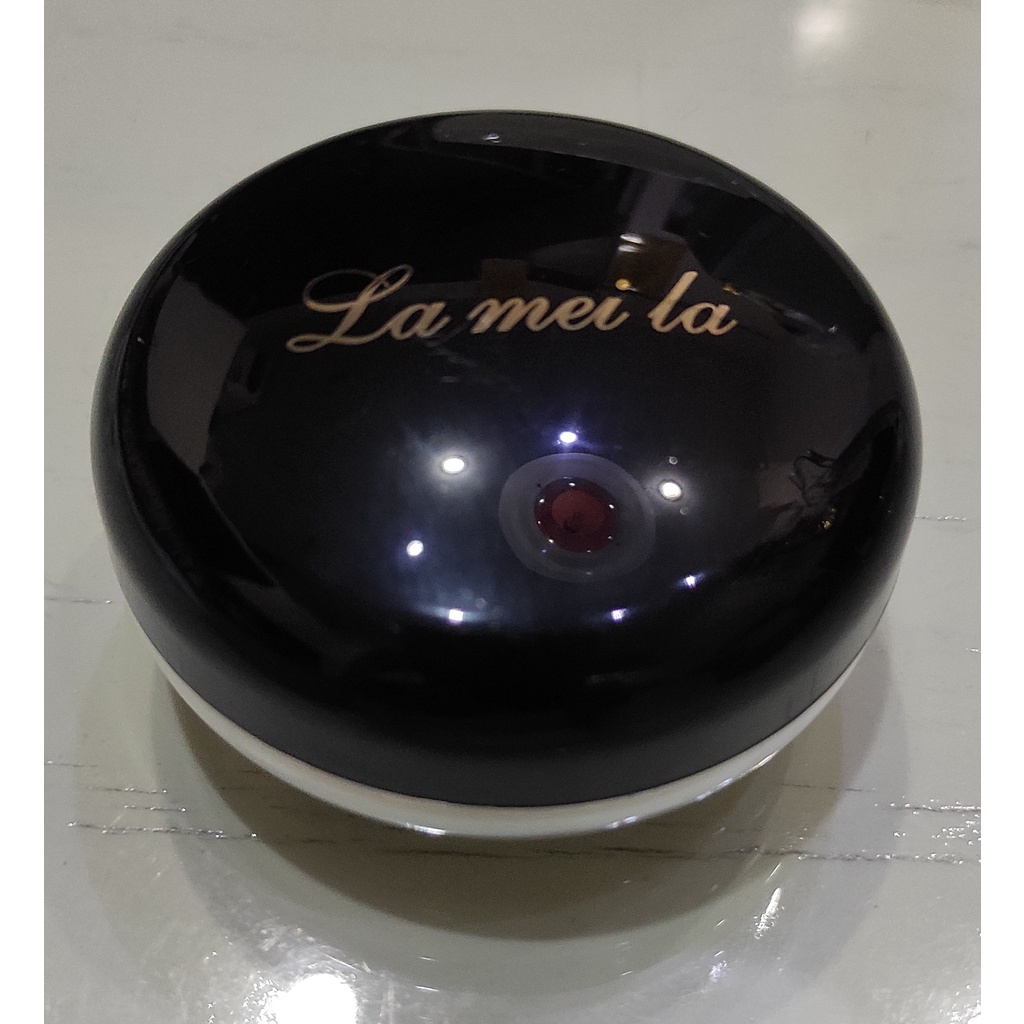 Phấn phủ bột kiềm dầu Lameila