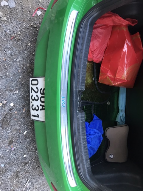 Ốp chống trầy cốp i10 hatback 2014 - 2020 inox ( ốp cốp ngoài)