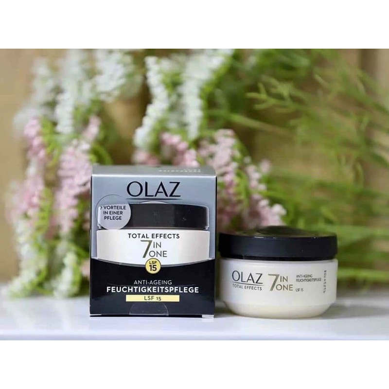 Kem dưỡng da Olaz Total Effects 7 in 1 - chống lão hoá , trẻ hoá làn da