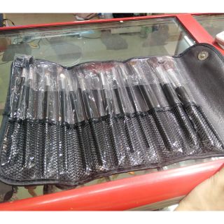 Bóp da bộ cọ trang điểm mac 12 cây