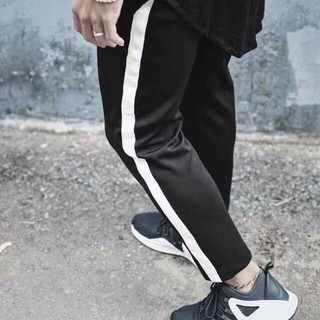 QUẦN THỂ THAO 3 SỌC UNISEX
