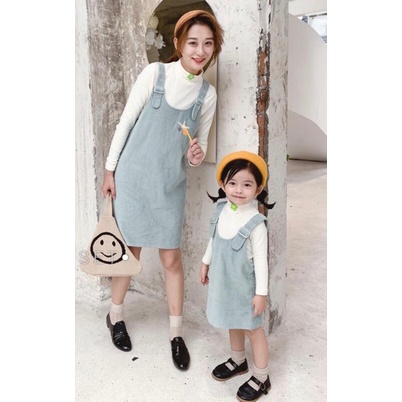 Yếm đôi mẹ và bé .