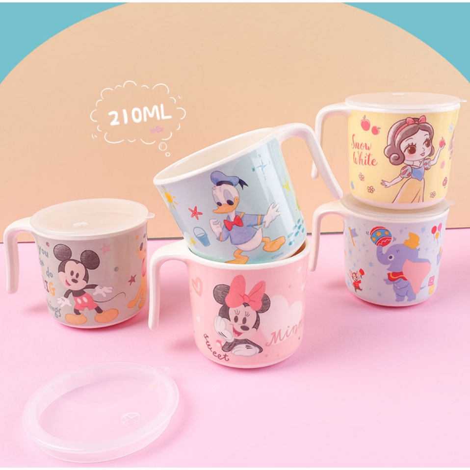 Ly Melamine tay cầm Disney có nắp cho bé