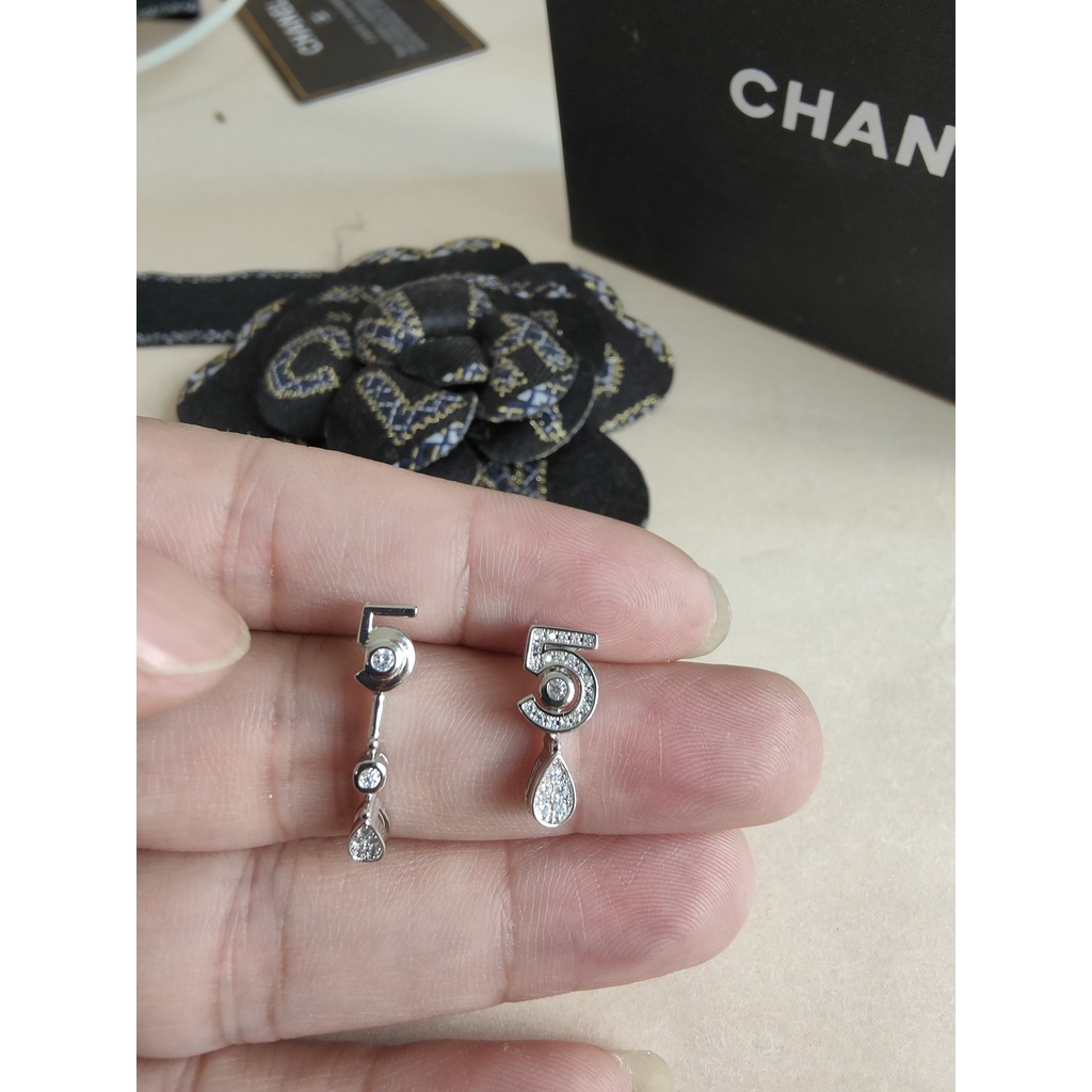 Ch không. Bông Tai Mạ Bạc 925 5 Kiểu Dáng Hợp Thời Trang Cho Nữ