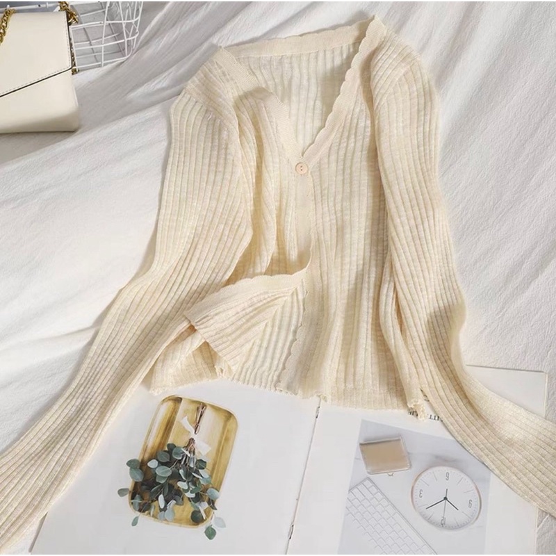 Cardigan khoác váy hè