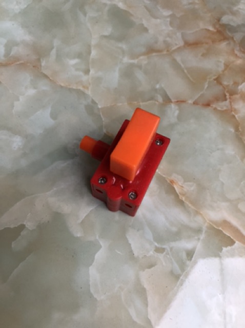 Công tắc máy cắt sắt Kim Khí Dung Anh