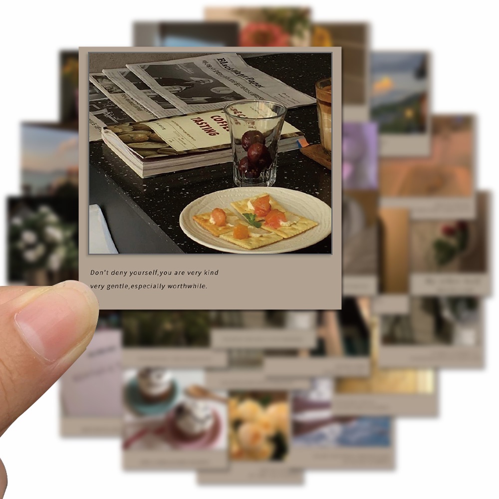 Set 40 Miếng Dán Trang Trí Laptop Chống Thấm Nước Thiết Kế Sáng Tạo