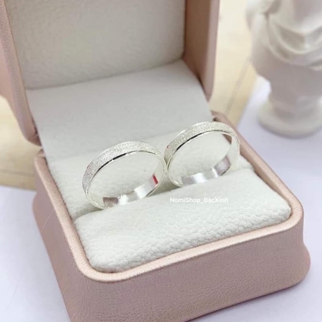 Nhẫn Đôi bạc. Mặt dặm cát cổ điển mang nét cá tính hài hoà Gán kết yêu thương Mainomi Shop Bạc Xinh