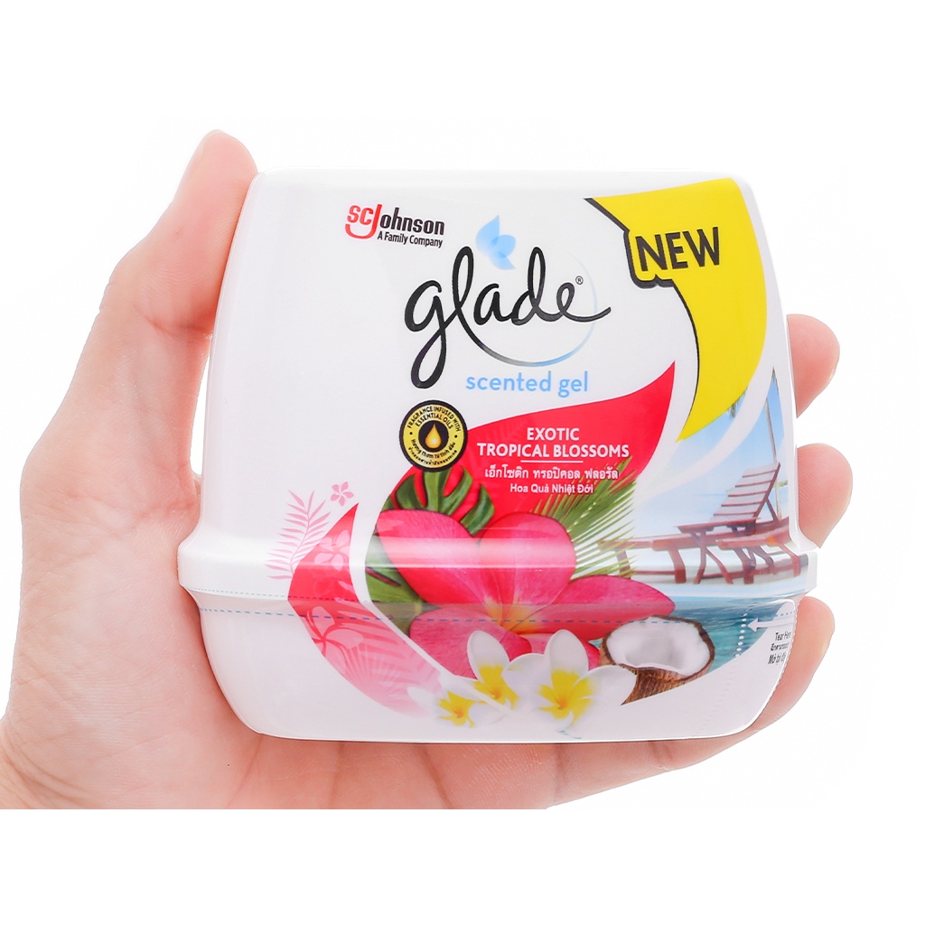 Combo 2 Sáp Thơm Glade Hương Hoa Quả Nhiệt Đới 180gx2