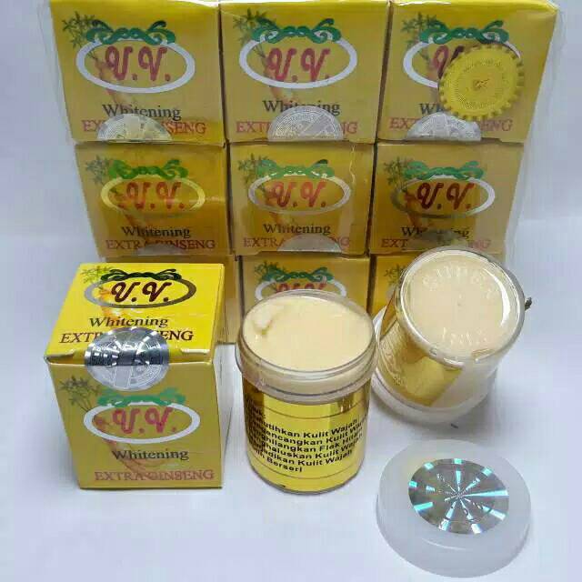 12 Chiếc ^ O ^ Kem Làm Trắng UV Nhân Sâm Thêm Nhân Sâm